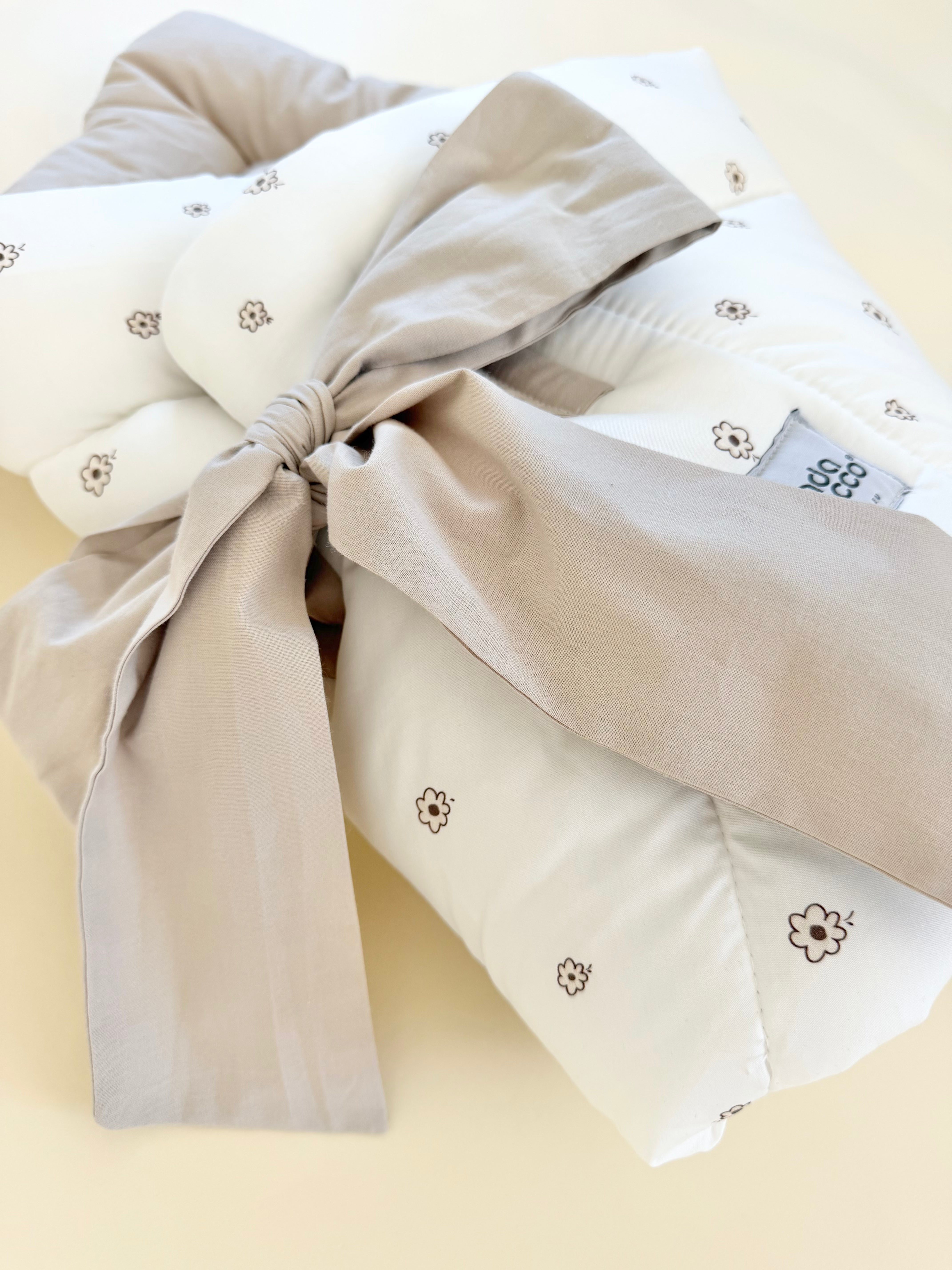 Cone Coverlet Larisa-Beige