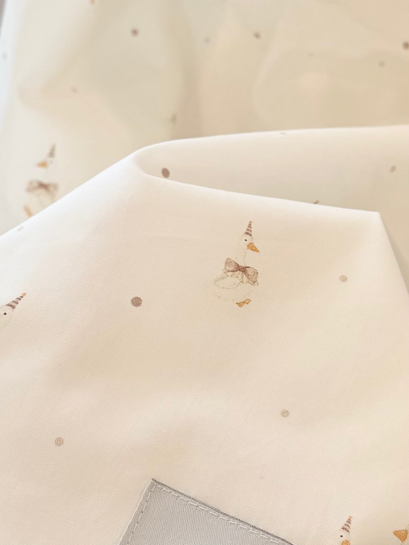 Bed Sheet - Aura